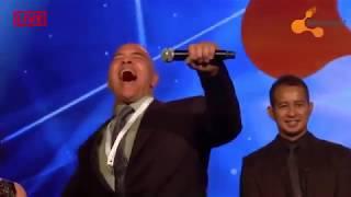 Bitconnect Guy screaming but its in stereo