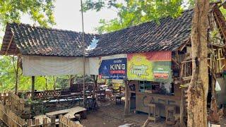 Warung Kopi Sendirian Atas Bukit Terindah Desa Terujung Kabupaten Kendal Jawa Tengah