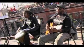 Playing for Change - Bob Marley Three Little Birds - Acoustic MoBoogie Rooftop Session