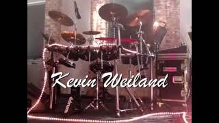 MetronomeKevin spielt Sexbomb von Tom Jones   am ddrum3