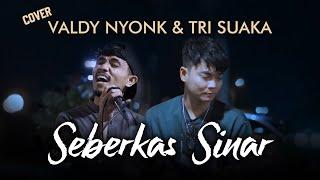 SEBERKAS SINAR - NIKE ARDILLA  COVER BY VALDY NYONK Feat. TRI SUAKA
