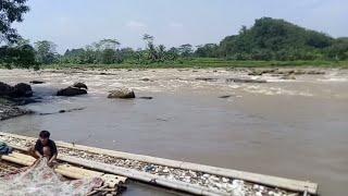 Sungai Cisadane Survei Lokasi Pencarian Batuan Pasir Yang Mengandung Emas Part 2