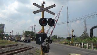 Palang Pintu Kereta Api By Pass Mojokerto