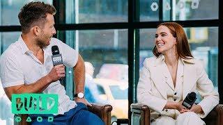 Zoey Deutch Heckled Glen Powell Over A Bad Kiss