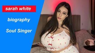 Sarah White Fashion Style and Lifestyle - Curvy Model and Plus Model Instram Star 
