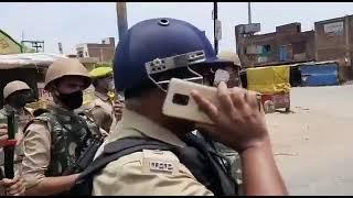 UP Police Officer  BJP वाले Bomb लेकर आए हैं