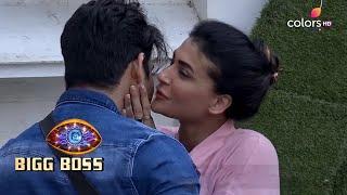 Bigg Boss S14  बिग बॉस S14  Pavitra Gives Sidharth A Kiss For Her Tattoo