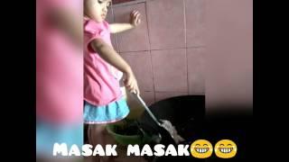 Chelsea Masak Nasi Goreng