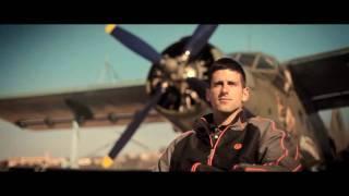 Novak Djokovic plays tennis on wings of flying plane - SPEED WingTennis