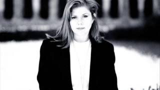 Kirsty MacColl - Soho Square