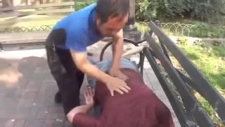 Weird Chinese Street Massage Head and Back Massage