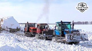 Как в СССР Гусеничные тракторы вытаскивают огромные скирды с поля - ДТ-75 Агромаш 90ТГ ВТГ-90