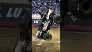 Black Pearl MOONWALK #monsterjam #monstertrucks #fullsend #wheelie #motorsport #shorts