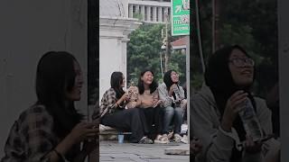 Prank Pengemis Ke Cewek2 Lagi Nongkrong #prankpengemis #viral #ngakakbanget #prankkasihuang