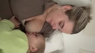 beautiful breastfeeding mom milk Breastfeeding mom vlogs