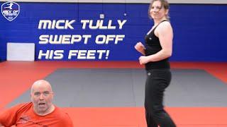 Self defense combo on pads with Mick Tully