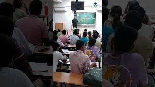 Indian Geography is Live Now Offline And Live from Classroom On Apni University App   #ऑफलाइन_बैच