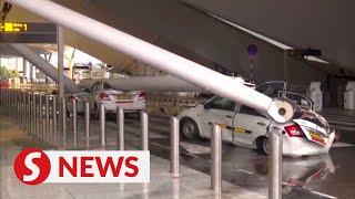 One dead eight wounded as New Delhi airport roof collapses