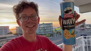 Pringles Wavy White Cheddar in Ocean City im Test