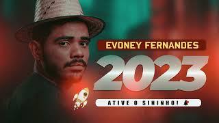 Evoney Fernandes  Seu Osmar  Quem Tiver Sofrendo Se Vira 2023 -  2022 - 12