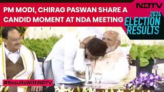 PM Modi News  PM Modi Chirag Paswan Share A Candid Moment At NDA Meeting