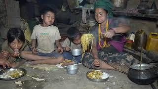 Cooking and eating long noodles by using primitive technology  Rural life