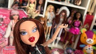 A TOUR OF MY MY SCENE DOLL COLLECTION  Lizzie is bored vlog