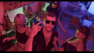 Luigi Bass - Homeparty feat. Ivo der Bandit Official Video