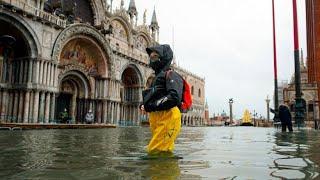 Venedig steht nach Starkregen unter Wasser