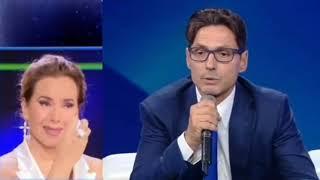 Barbara DUrso scopre in diretta TV di essere licenziata da Mediaset