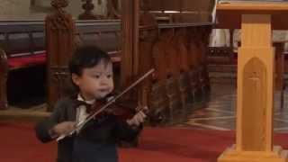 Joshua Tan aged 3 performing violin at his first soloists concert