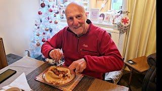 Bakers Shop For CHRISTMAS PIES At My Mum & Dads