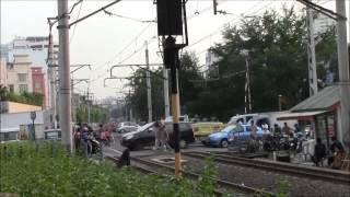 Railway Crossing in Jakarta ジャカルタの踏切