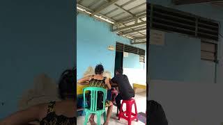 Waria lagi pada makan di warung #wariacantik #ladyboy #shorts #videoshort