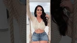 Holly Luyah Curvy Plus Size Model Biography Age Height Weight Family Facts and Networth