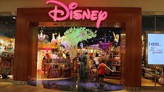 AN INSIDE LOOK AT THE DISNEY STORE