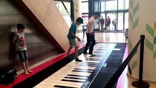 no fake FADED on Giant Piano  played by 10 years old boy Finally the real thing