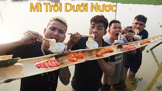 Hưng Troll  Thử Thách Ăn Mì Trôi Ống Tre Dưới Nước Sẽ NTN