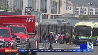 3rd bus of migrants arrives in Los Angeles from Texas