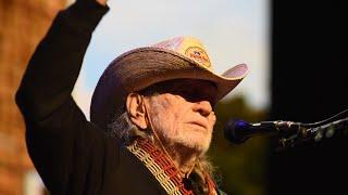 Willie Nelson - Always On My Mind Live at Farm Aid 2021