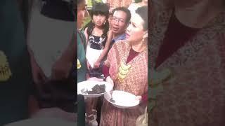 video viral ibu ibu berantem rebutan makanan