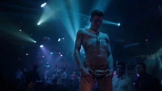 Ian Gallagher dancing  S4E8  Shameless