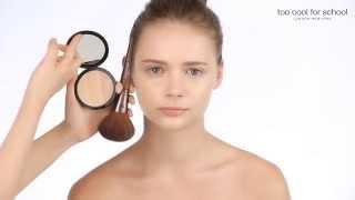 too cool for school By Rodin Highlighter Strobing Make-up Tutorial