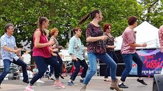 Danses en ligne Medley joyeux présenté à lévénement Passio Nantes