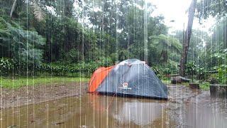 SOLO CAMPING IN HEAVY RAIN ANDTHUNDERTORMS - RELAXING CAMPING IN THE RAIN - ASMR