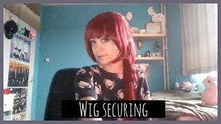 Securing a long and heavy cosplay wig