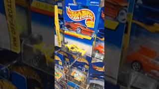 Encontrei #hotwheels clássicos no #japao  Tem muito mais no meu vídeo