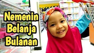 Nemenin Mama Belanja Bulanan  Acila Beli Mainan Dokter Dokteran