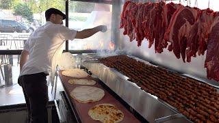 Crazy kebab maker puts on a show Street food