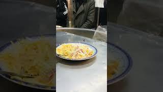 Famous dal chawal in kaream market Lahore  #shortvideo #lahore